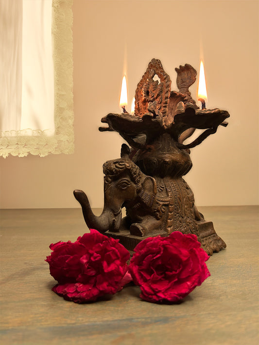 Maatang - The Oil Lamp